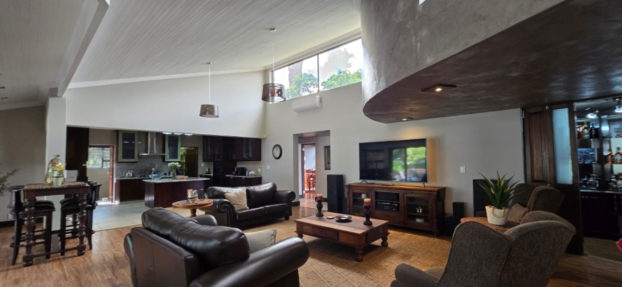 4 Bedroom Property for Sale in Wilkoppies North West